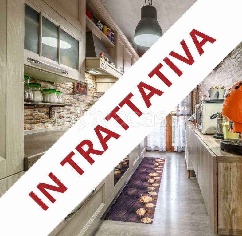 Appartamento in vendita a Mediglia via Unità d'Italia, 5