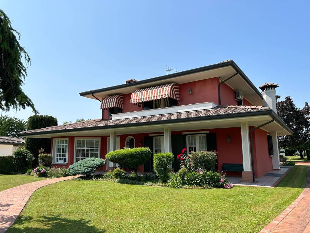Villa in vendita a Cordenons via San Giorgio, 5