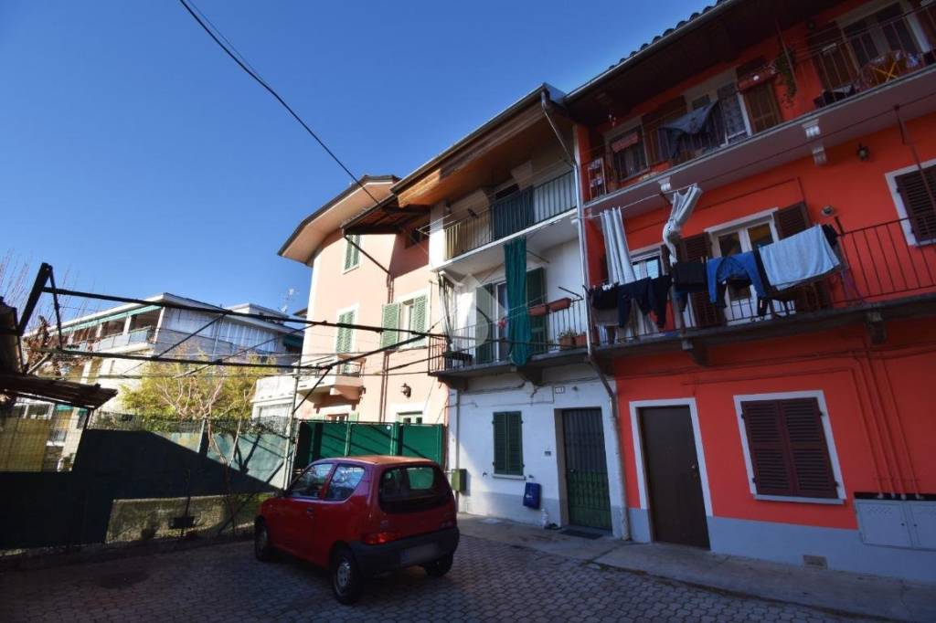 Casa Indipendente in vendita a Ivrea via s. nazario, 13