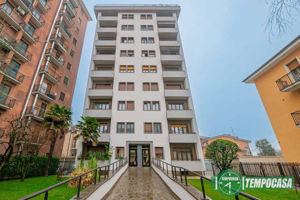 Appartamento in vendita a Melegnano via Giacomo Frassi, 43