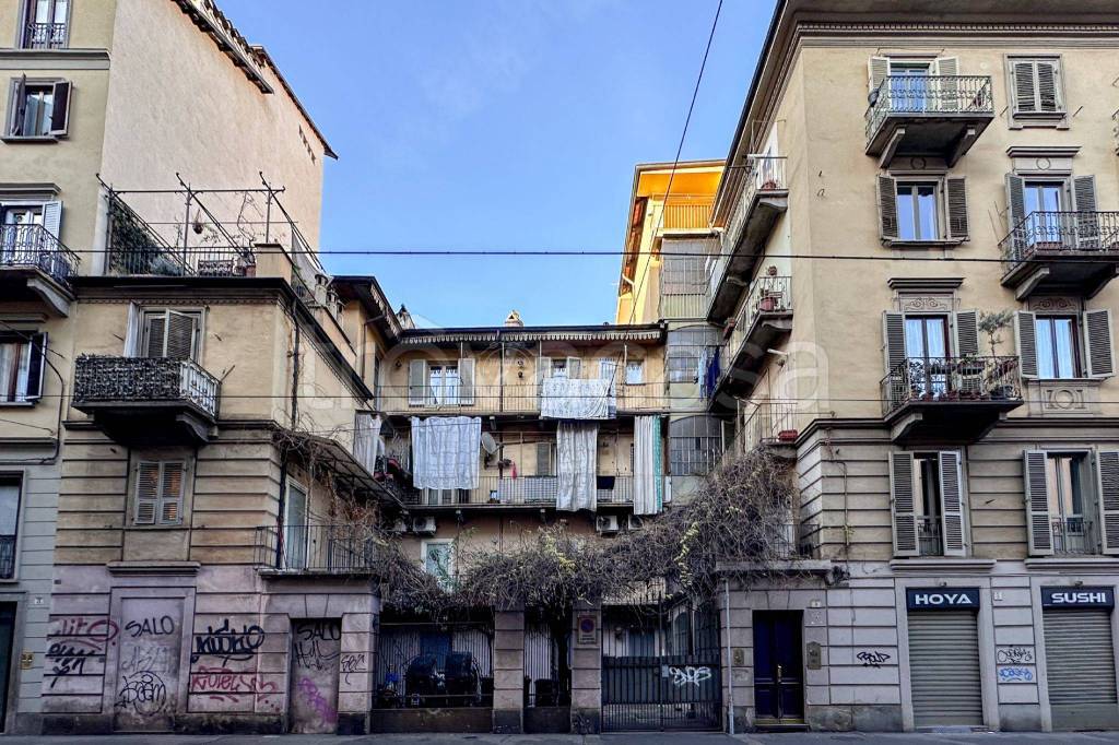 Appartamento in vendita a Torino via Valperga Caluso 5