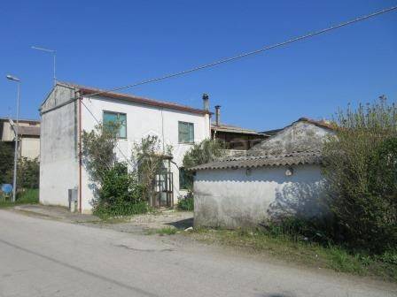 Villa a Schiera in vendita a Porto Viro via Chiavichino, 25