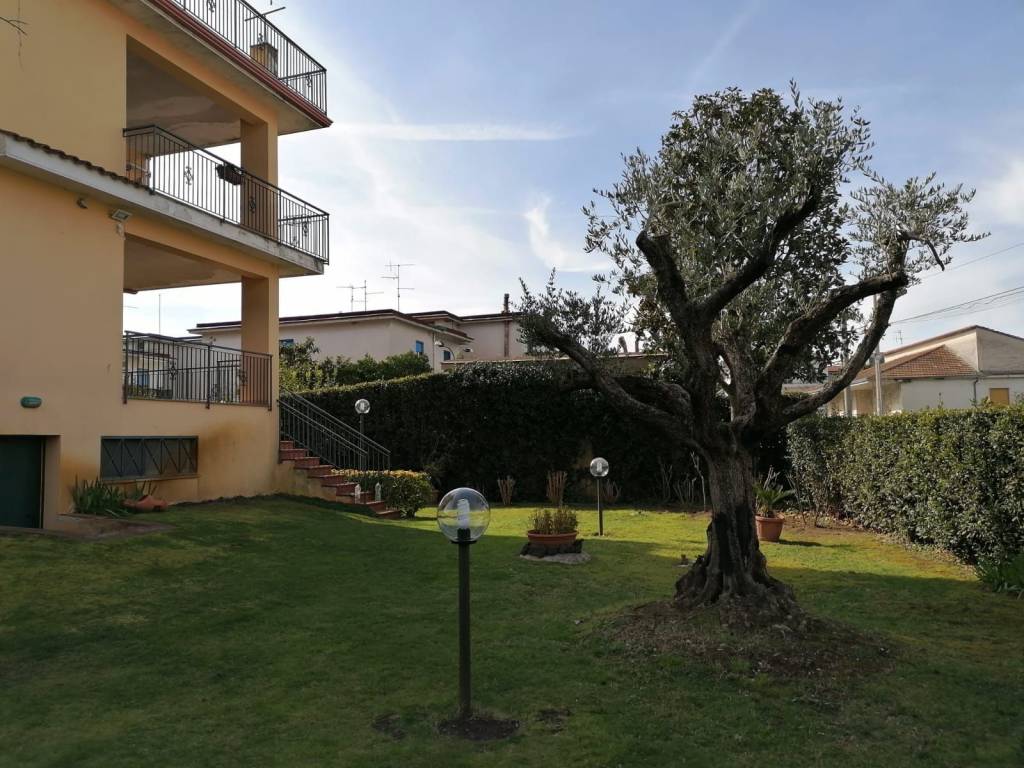 Villa Bifamiliare in vendita a Vairano Patenora ss Cosma e Damiano