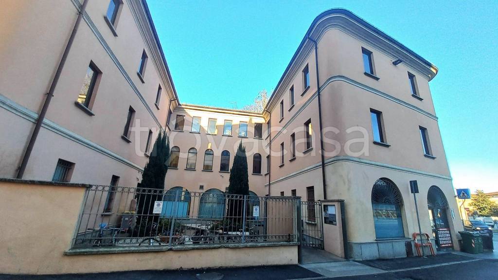 Appartamento in vendita a Piacenza via Torricella