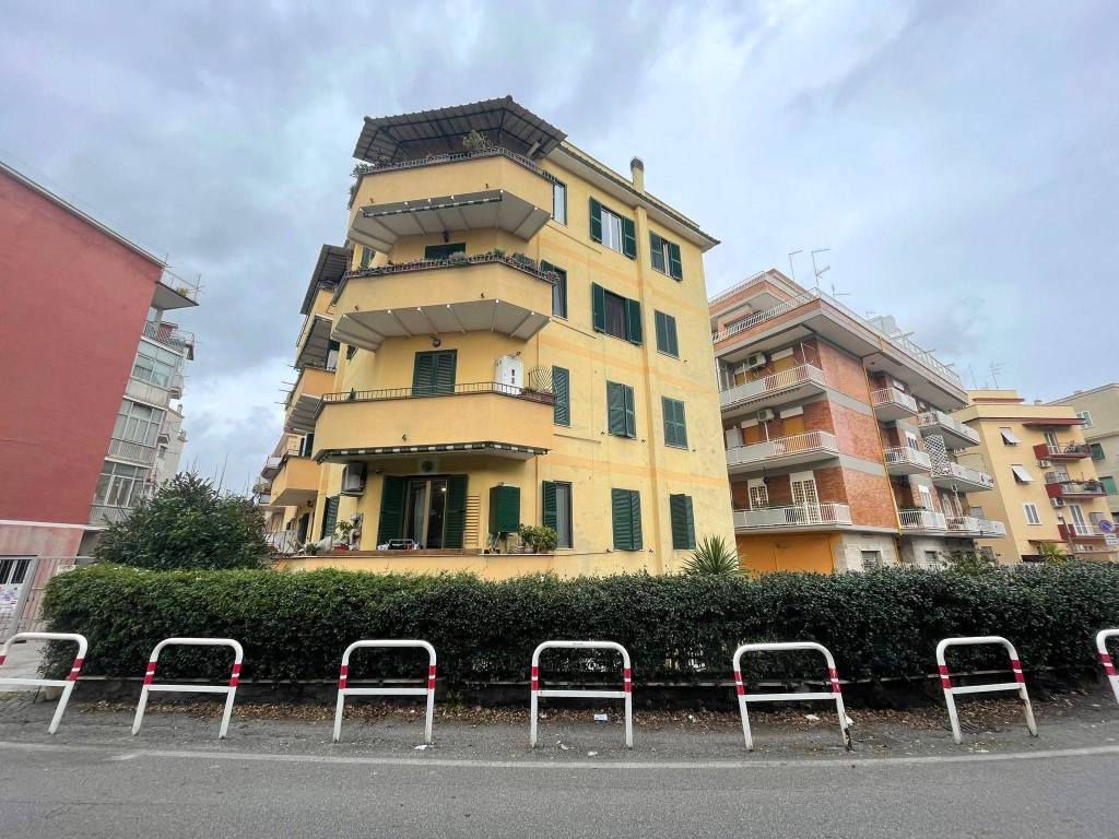Appartamento in vendita a Roma via del Forte Boccea, 100