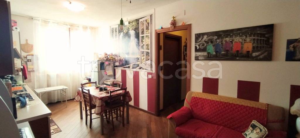 immagine annuncio 1 di 8