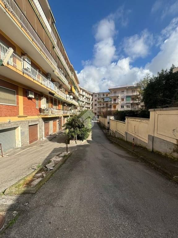 Appartamento in vendita a Portici via Marco de Gregorio, 10