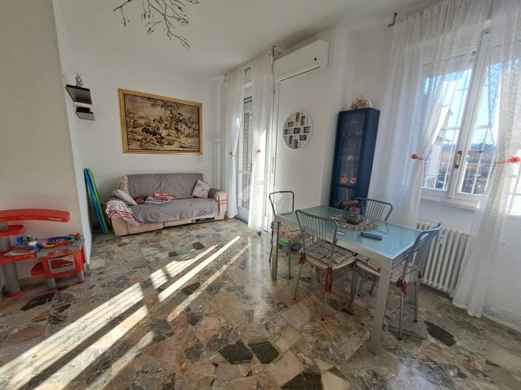 Appartamento in vendita a Reggio nell'Emilia via Mussini