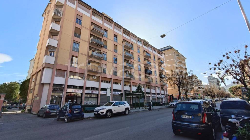 Appartamento in vendita a Palermo corso Calatafimi, 450