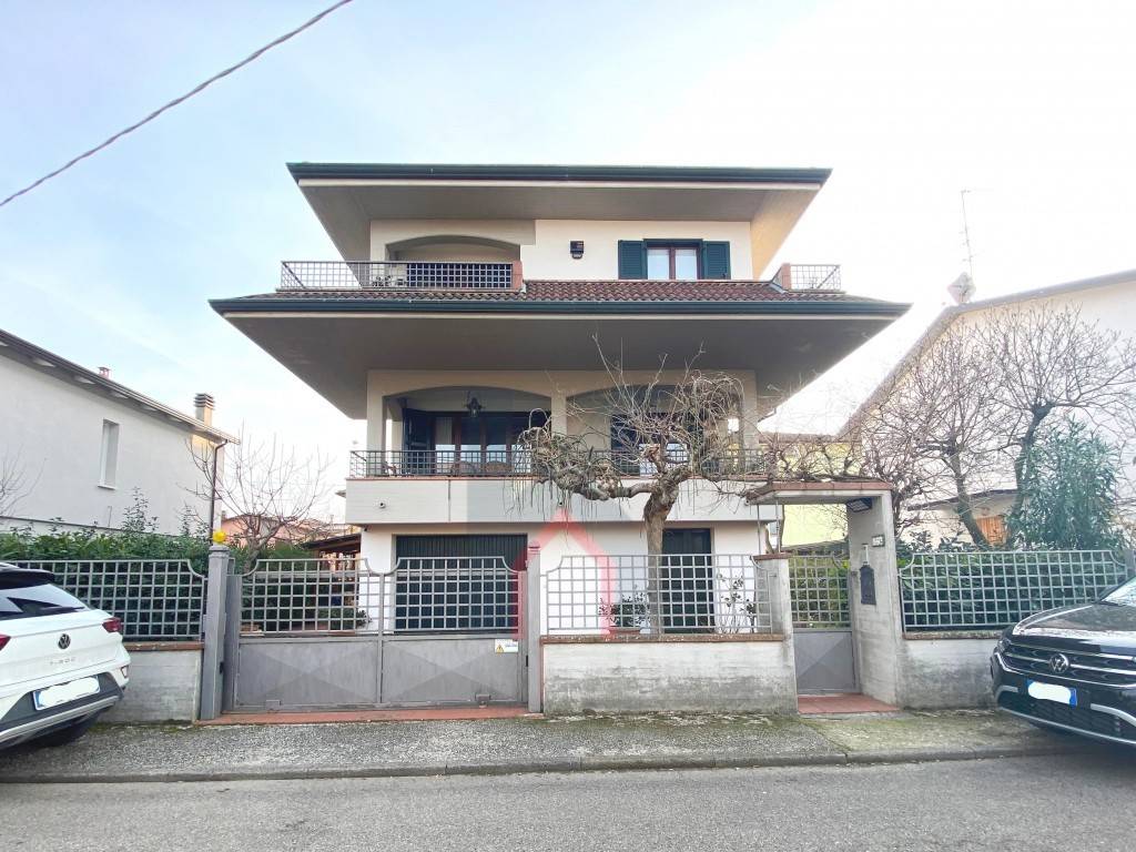 Casa Indipendente in vendita a Forlimpopoli