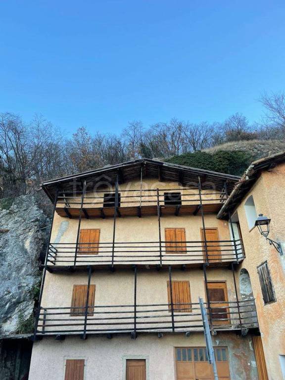 Casa Indipendente in vendita a Pomarolo frazione Savignano, 30/a