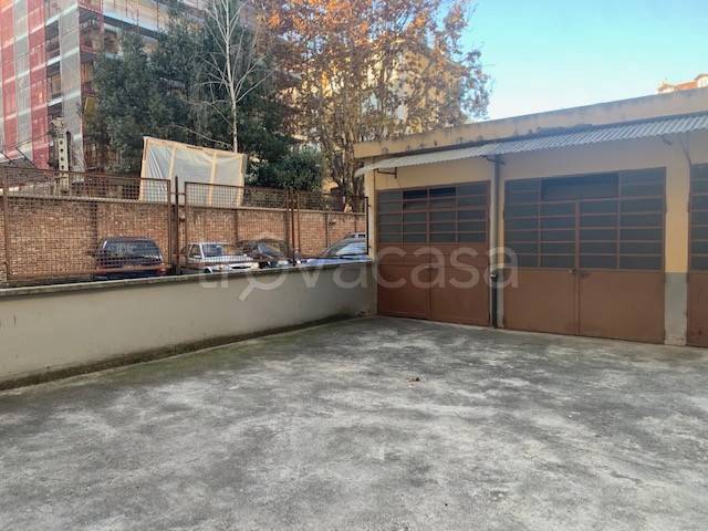 Garage in vendita a Torino via Vittoria, 47