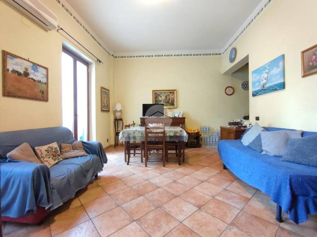 Appartamento in vendita a Palermo via Marchese di Roccaforte