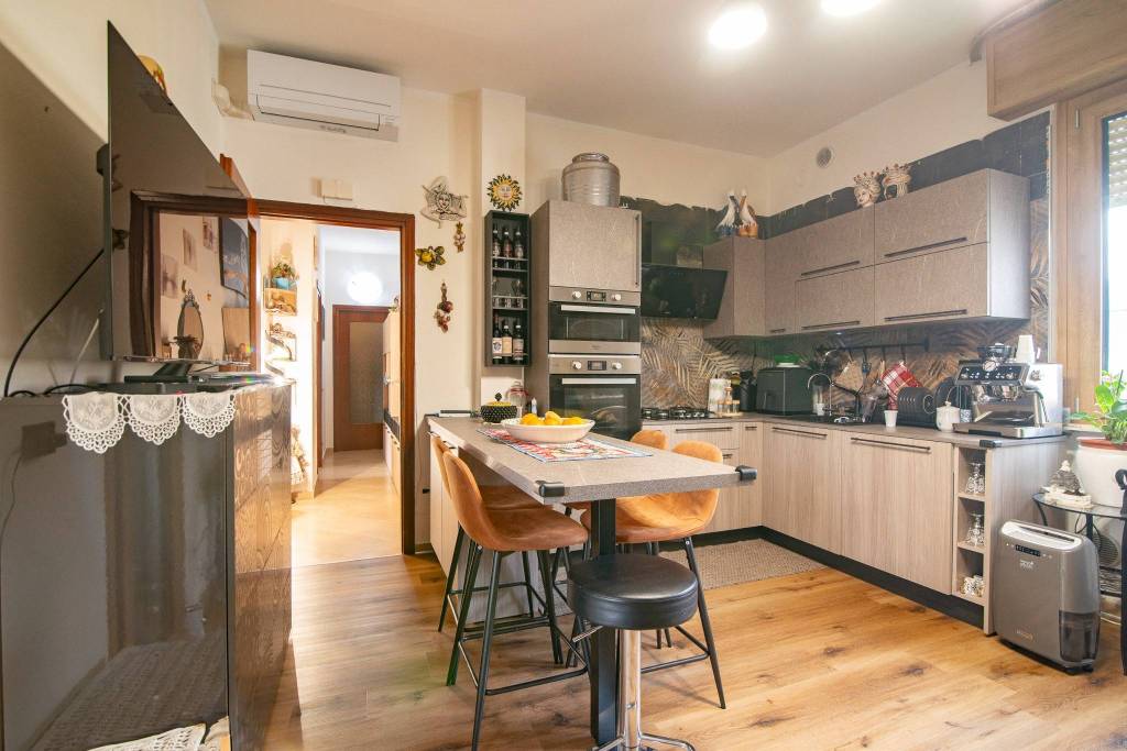 Appartamento in vendita a Canonica d'Adda via Brembate