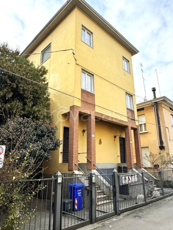 Appartamento in vendita a Parma via Pietro Rubini, 19
