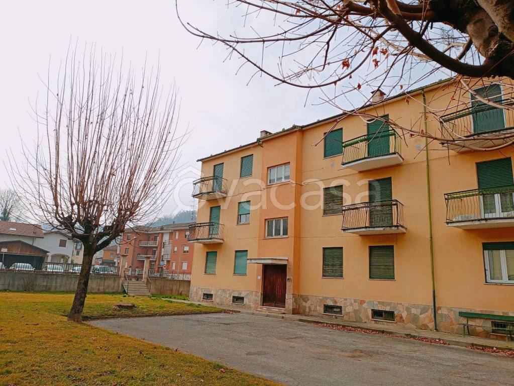 Appartamento in vendita a Boves villaggio Unrra, 1