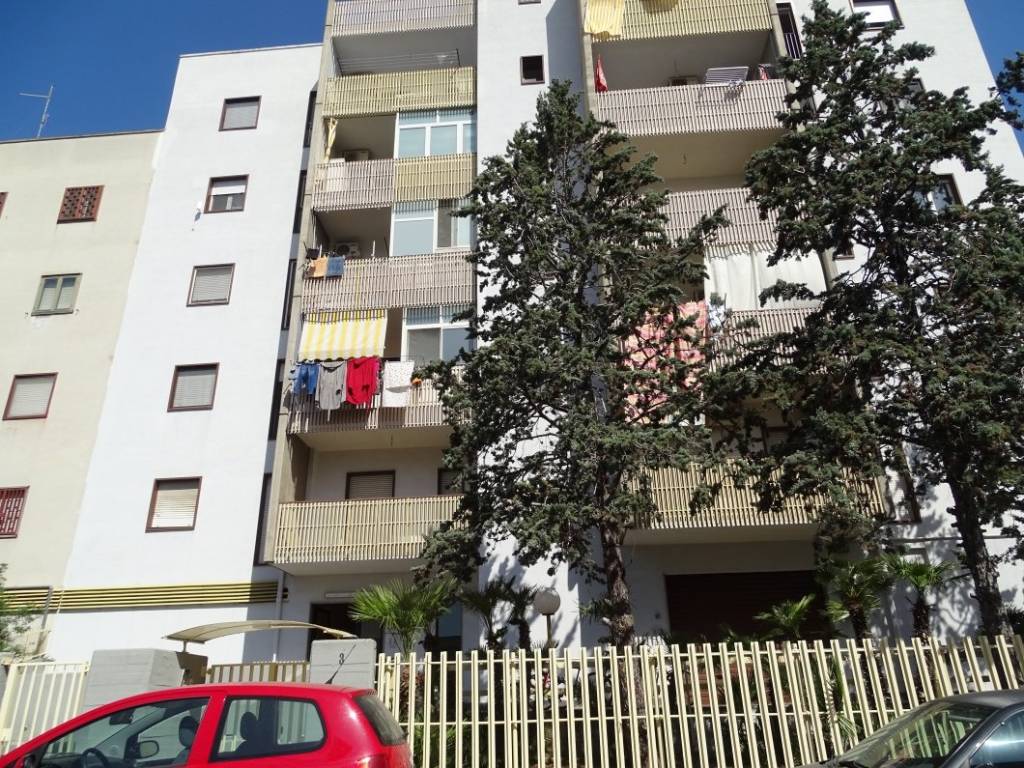 Appartamento in vendita a Bari strada Messenape, 3