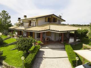 Villa in in vendita da privato a cerveteri via dei casaletti, 23