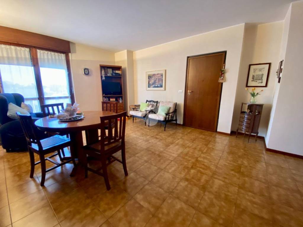 Appartamento in vendita a San Giovanni Lupatoto via monte ortigara, 3