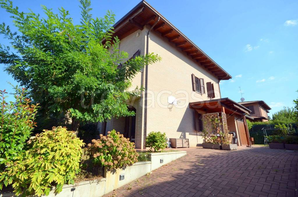 Villa Bifamiliare in vendita a Valsamoggia via Alcide De Gasperi, 15