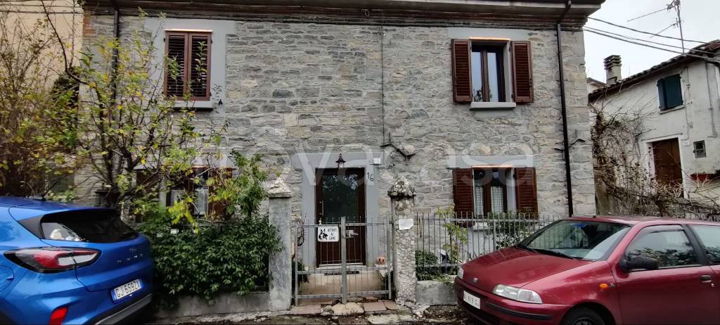 Casa Indipendente in in vendita da privato a Sant'Agata Feltria via Caduti sul Lavoro, 16