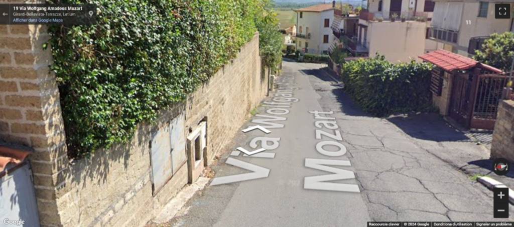Garage in vendita a Castelnuovo di Porto via Wolfgang Amadeus mozart, 35B