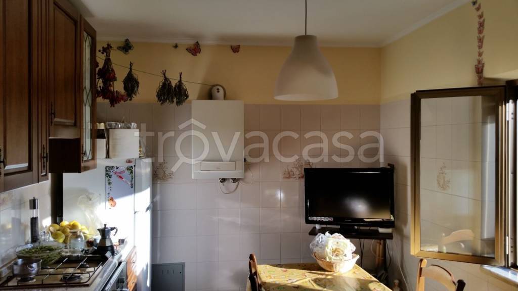 Appartamento in in vendita da privato a Roma via Varvariana, 30