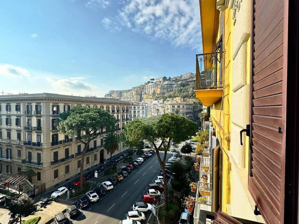 Appartamento in vendita a Napoli viale Antonio Gramsci, 24