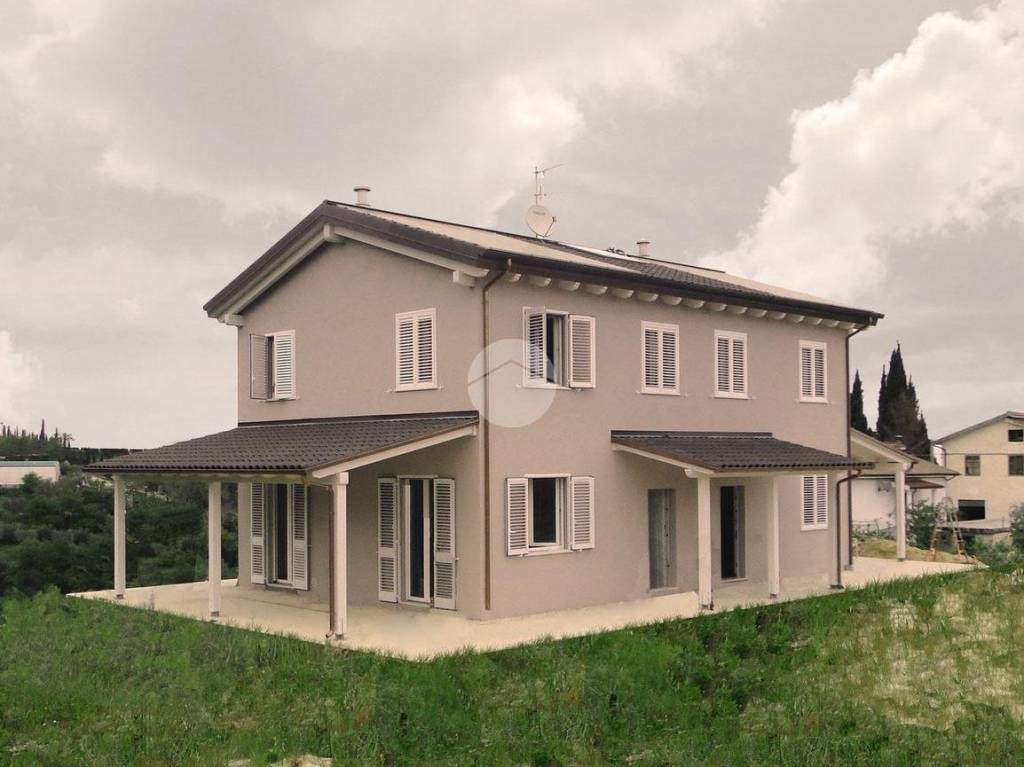 Villa Bifamiliare in vendita ad Alpignano villa via Luigi Mussino, 26