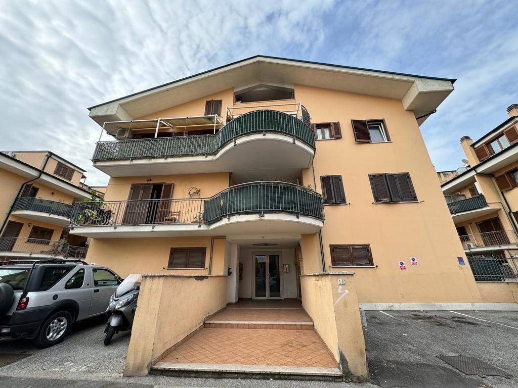Appartamento in vendita a Guidonia Montecelio via Lombardia, 1E