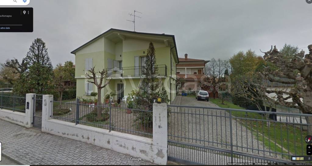 Villa Bifamiliare in vendita a Castelnuovo Rangone via Ciro Menotti, 16
