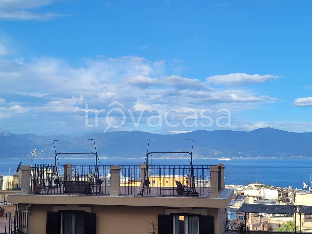 Appartamento in vendita a Reggio di Calabria via Venezia
