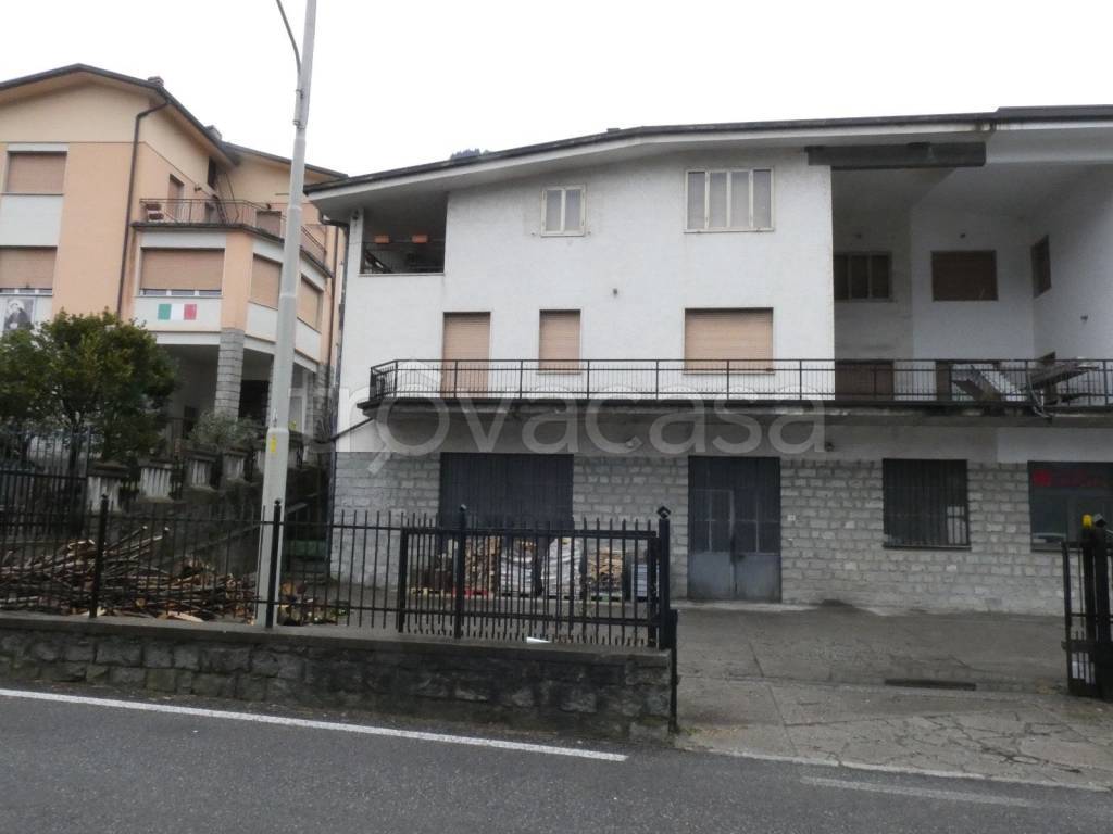 Casa Indipendente in in vendita da privato a Niardo via Dante Alighieri, 19