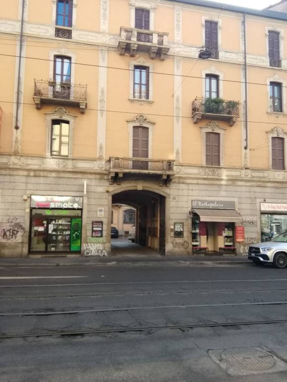 Ufficio in affitto a Milano corso Cristoforo Colombo
