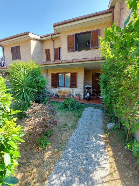 Villa a Schiera in in affitto da privato ad Anzio via Esculapio, 12