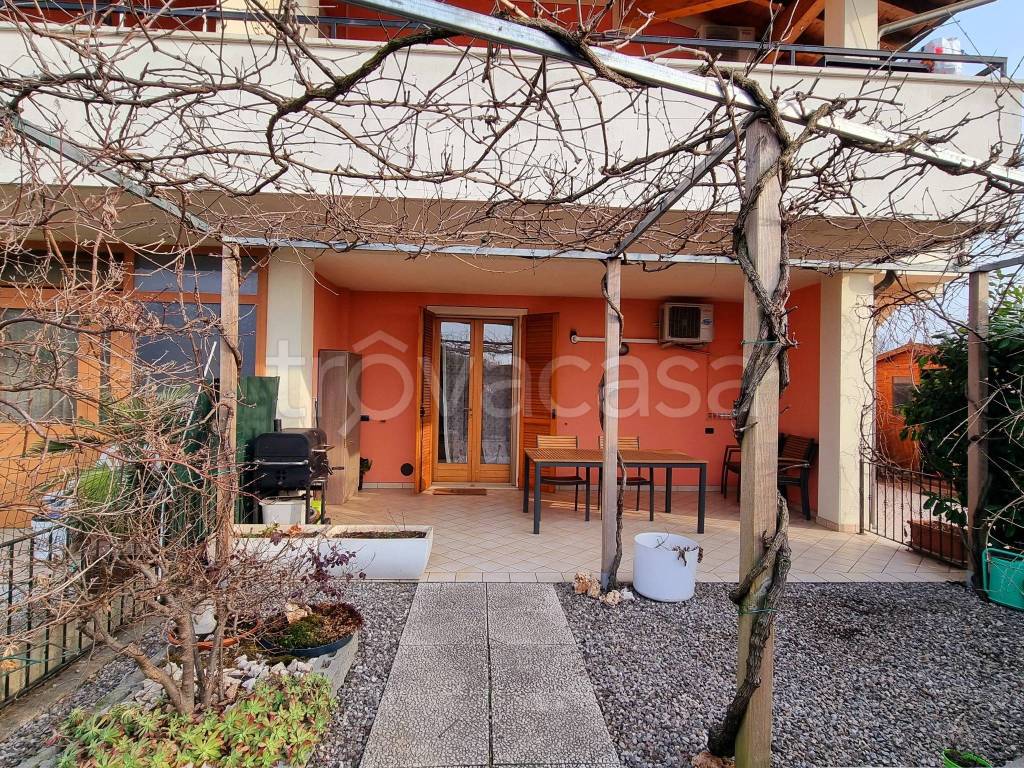 Appartamento in vendita a Calcinato via Baratello, 44