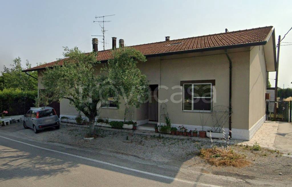 Casa Indipendente in vendita a Cesena via Ca' Venturelli, 196