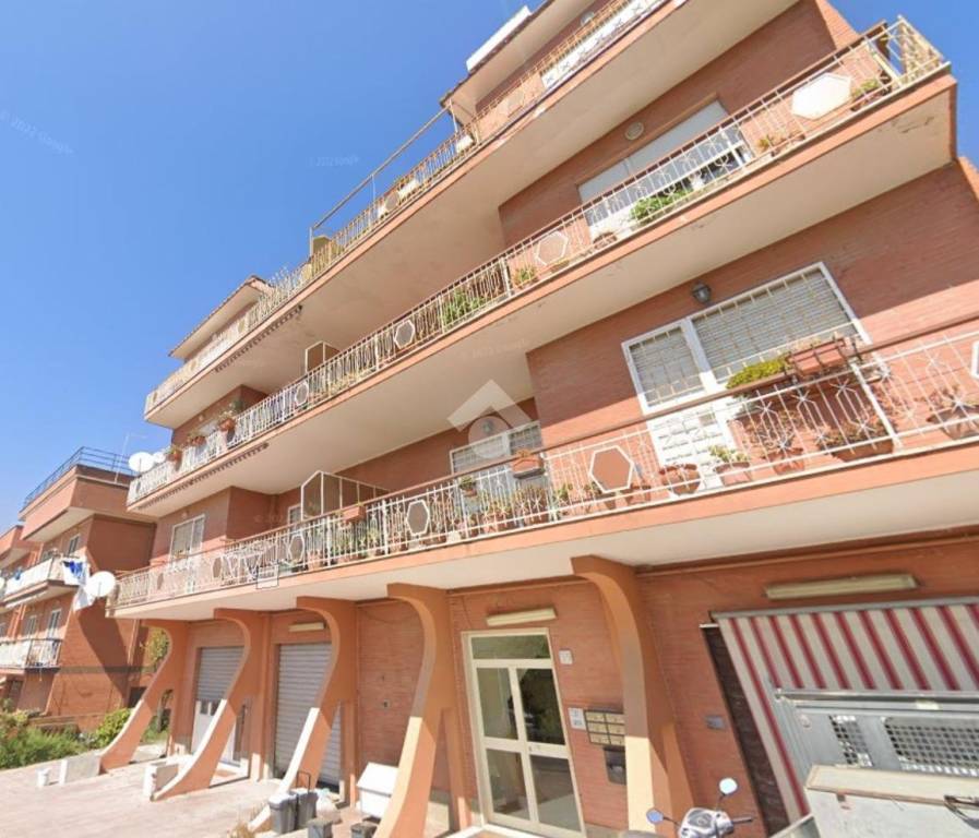 Appartamento in vendita a Roma via Emilio Costanzi, 35