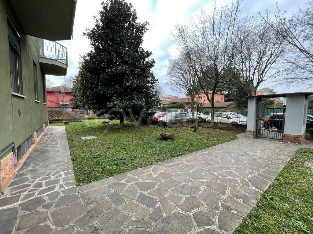 Appartamento in vendita a Cassano d'Adda via Amilcare Ponchielli, 4