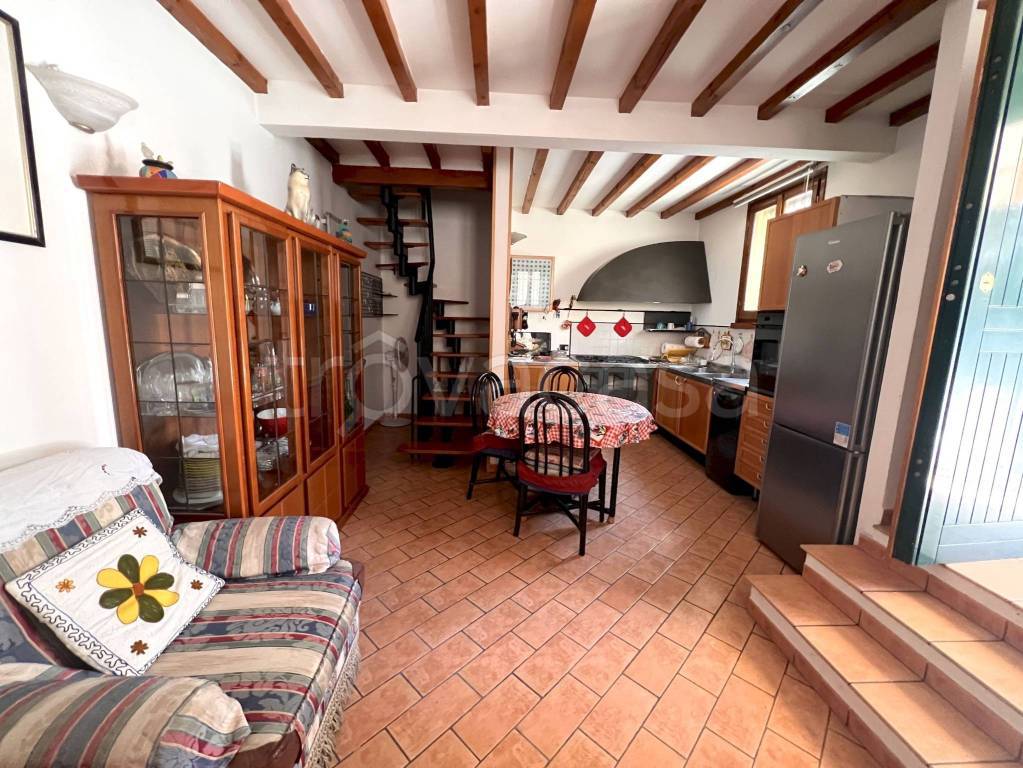 Casa Indipendente in vendita a Castelfranco Emilia