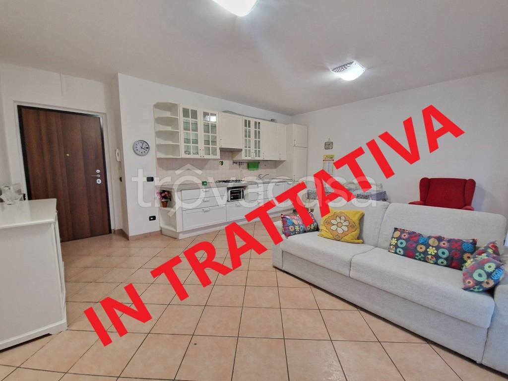 Appartamento in vendita a Cesano Boscone via Roma, 15
