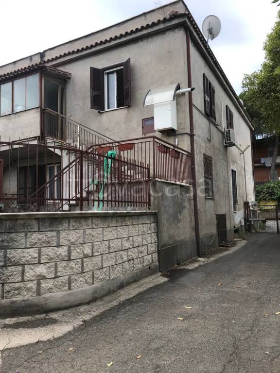 Appartamento in vendita ad Albano Laziale via dei Piani di Monte Savello