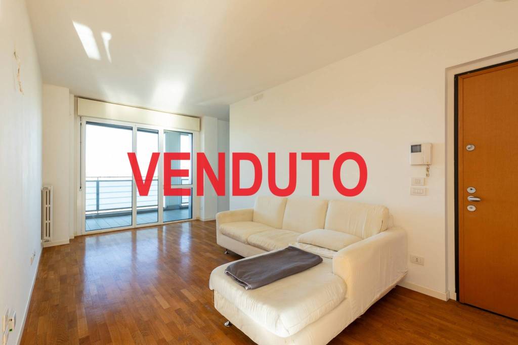 Appartamento in vendita a Milano via Gassman , 3