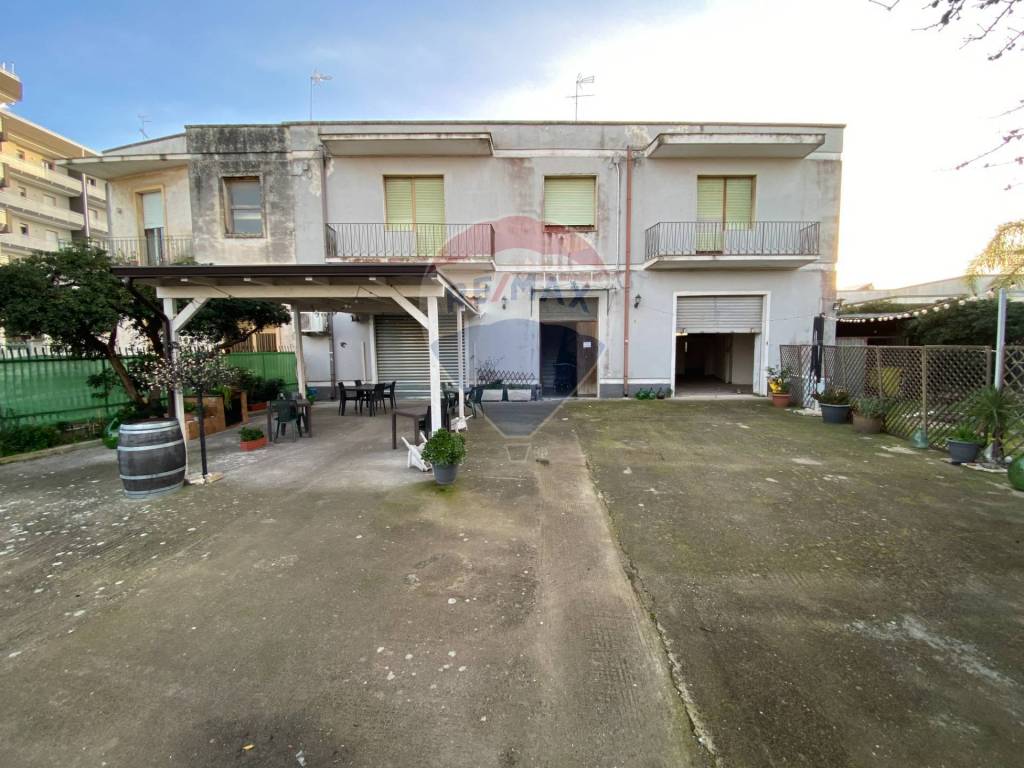 Appartamento in vendita a Lecce via Taranto, 124