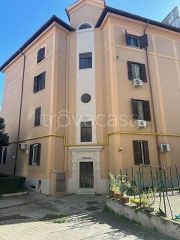 Appartamento in vendita a Roma via arduino