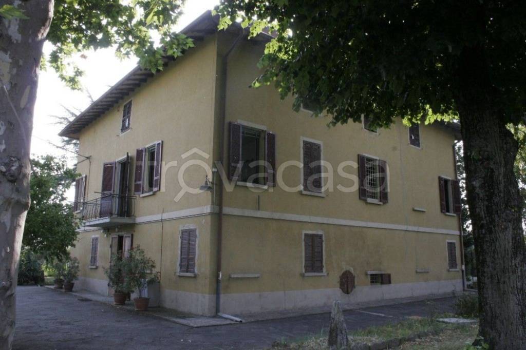 Casa Indipendente in vendita a Cavriago via Nemo Sottili