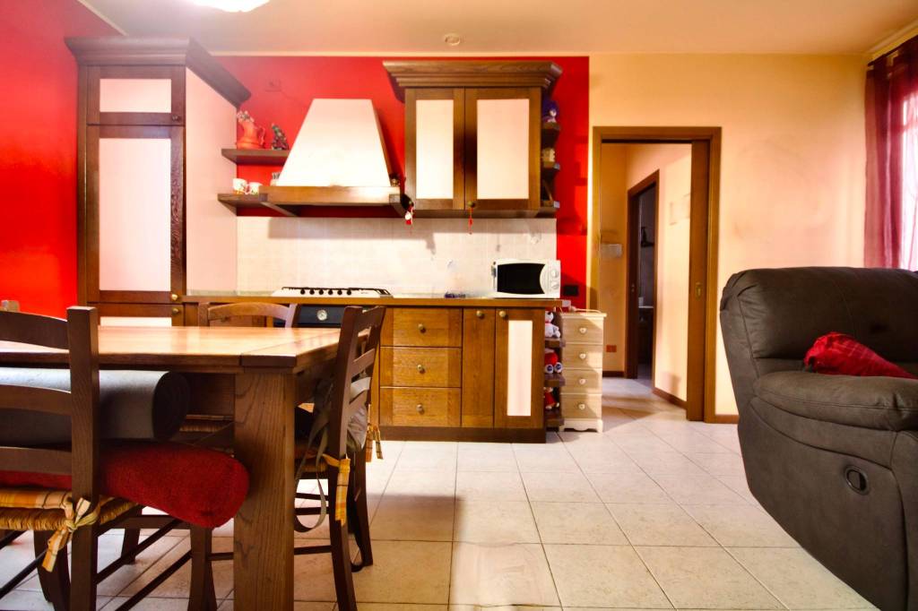 Appartamento in vendita a Bonate Sopra via Piave