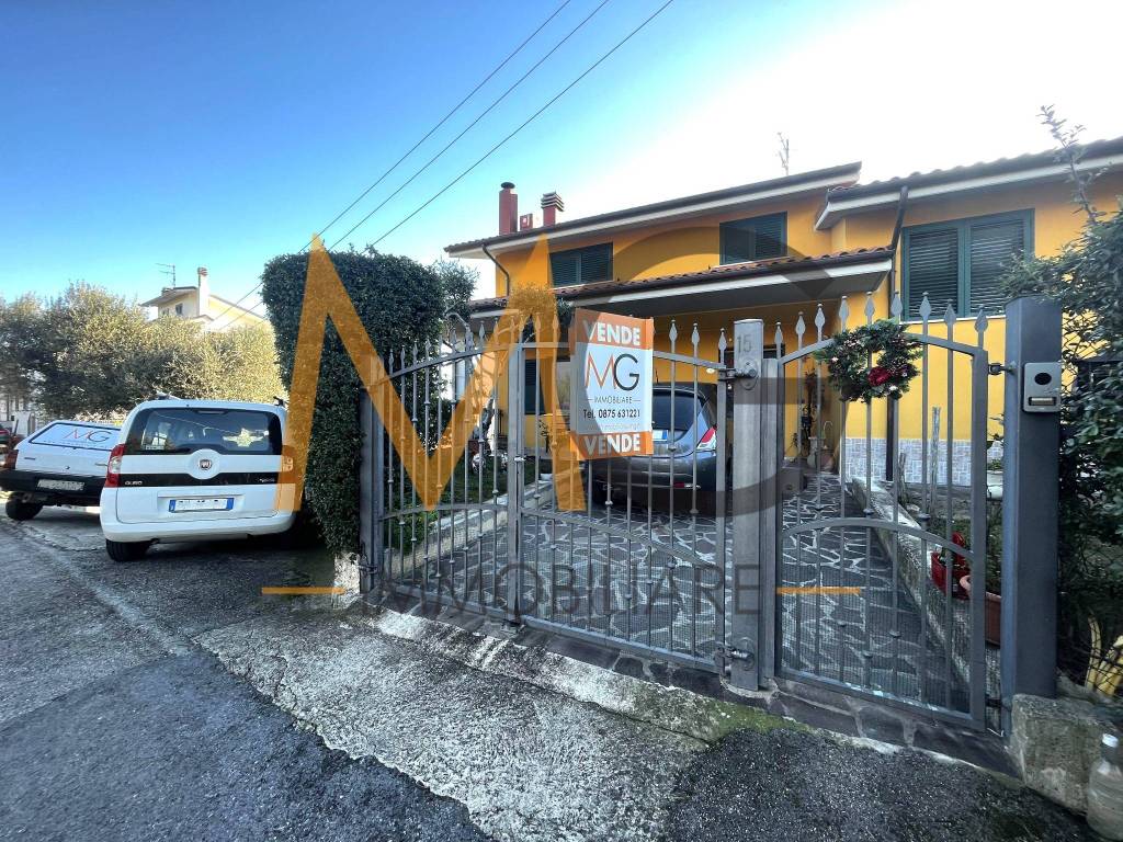 Villa in vendita a Fossacesia via Vecchia Lanciano