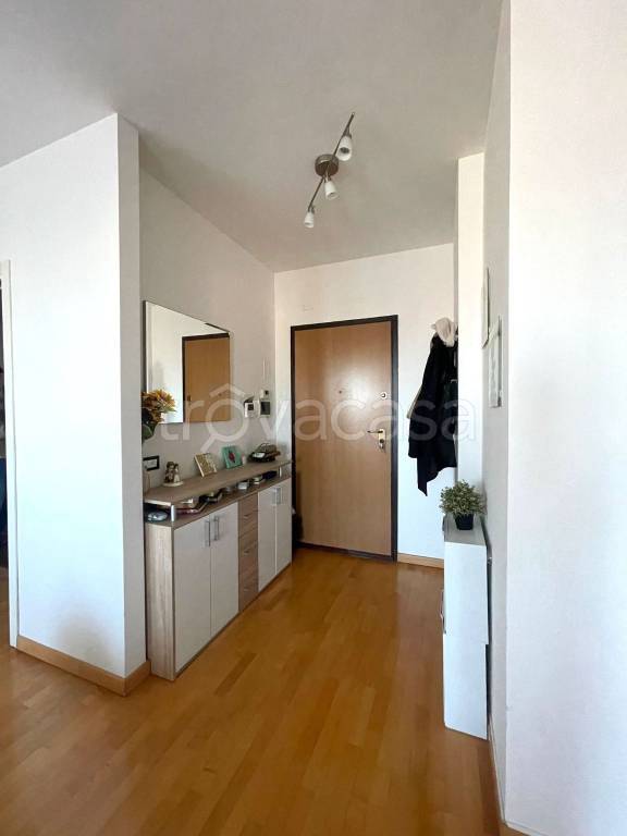 Appartamento in in vendita da privato a Latina largo Francesco Cavalli, 23