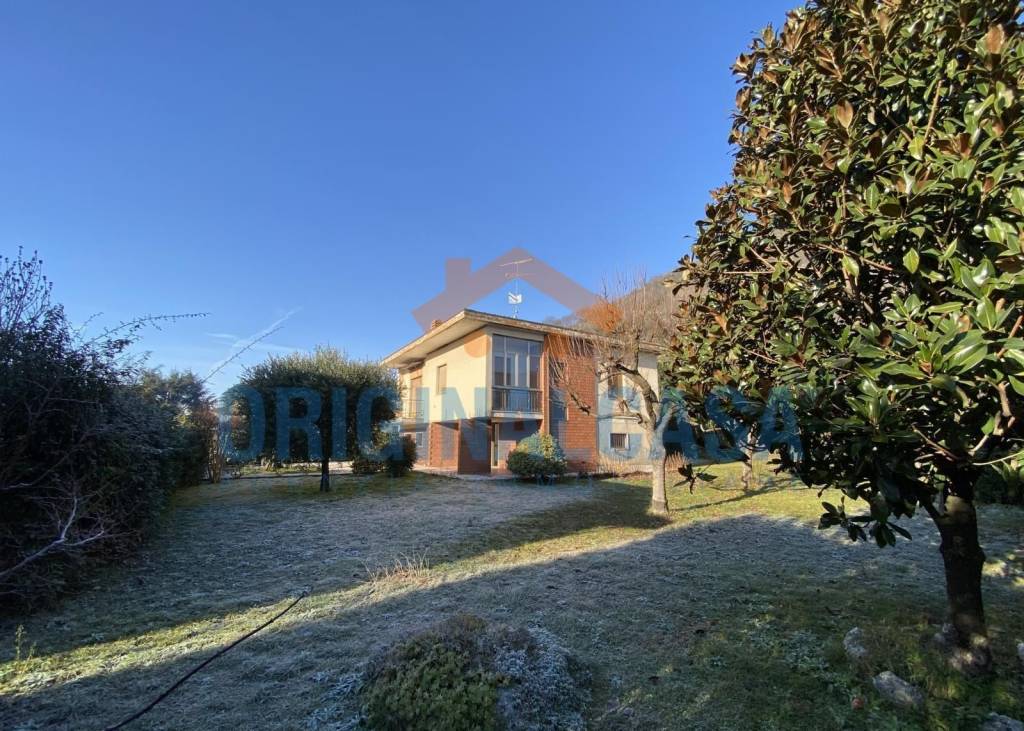 Villa in vendita a Mazzano viale Conti Emili, 81